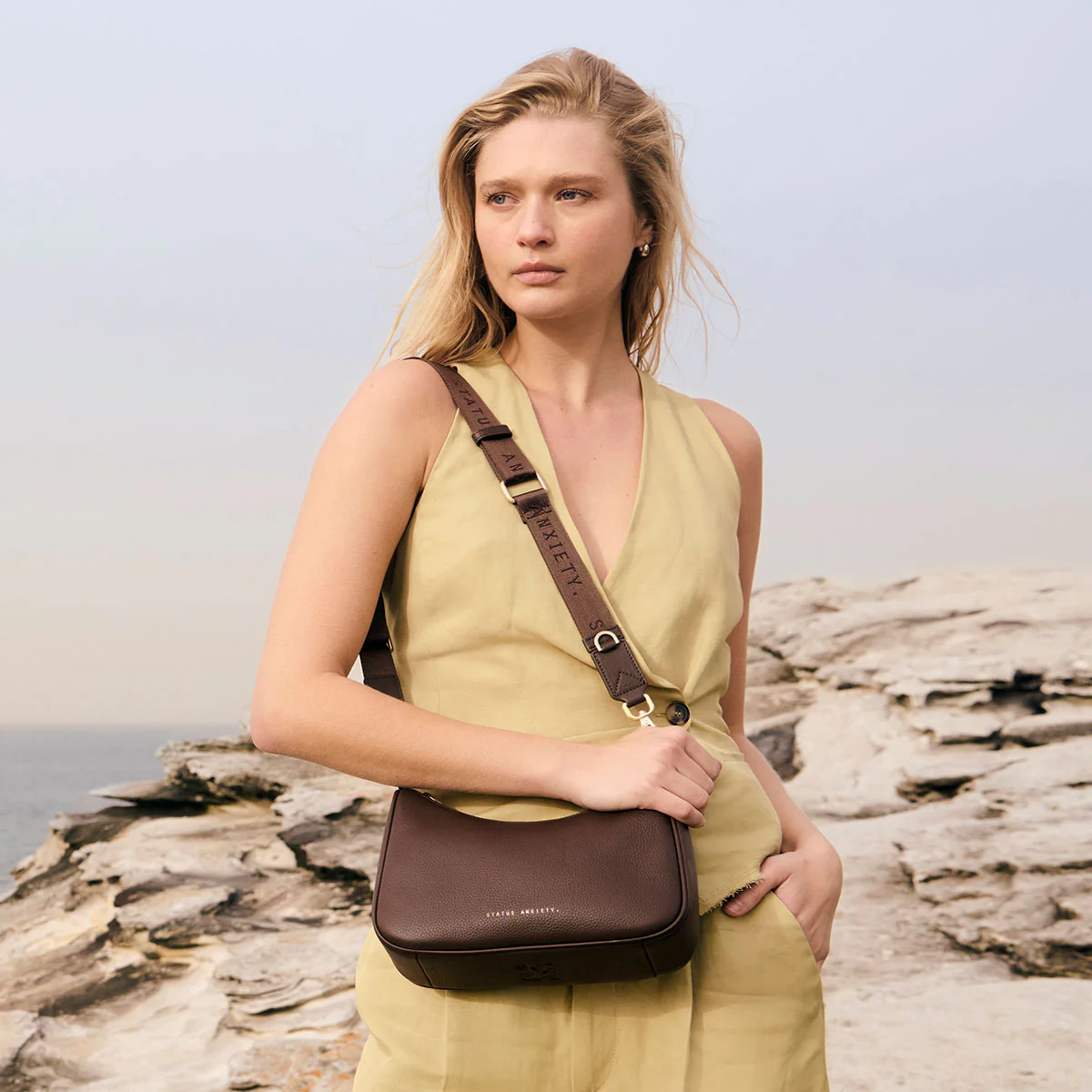 Look Both Ways Bag - Cocoa/Brushed Gold - Image 9