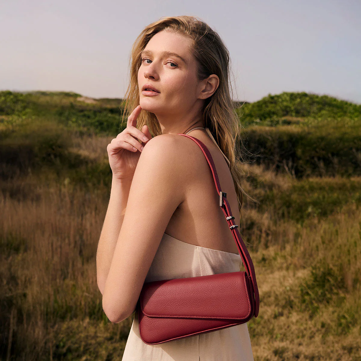 Overnight Obsession Bag - Rouge - Image 7