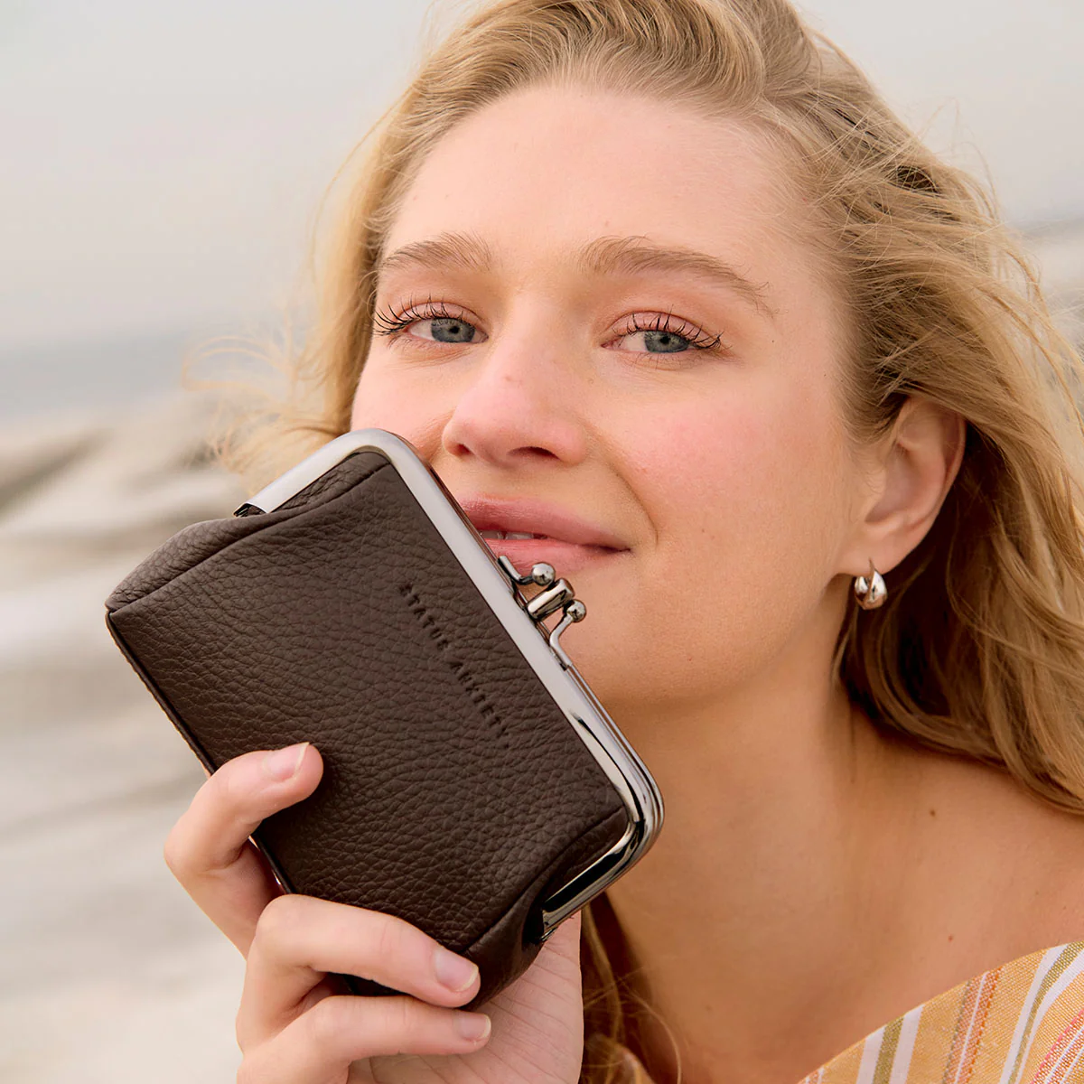 Volatile Wallet - Cocoa - Image 6